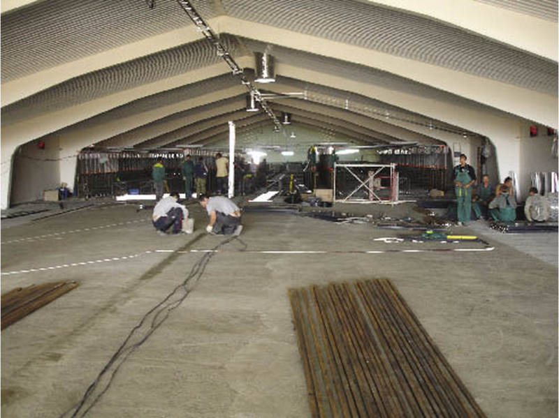 Un galpon o nave para 650 cerdas y sus crias con el peso de masacre en construccion en rusia de Razas Porcinas